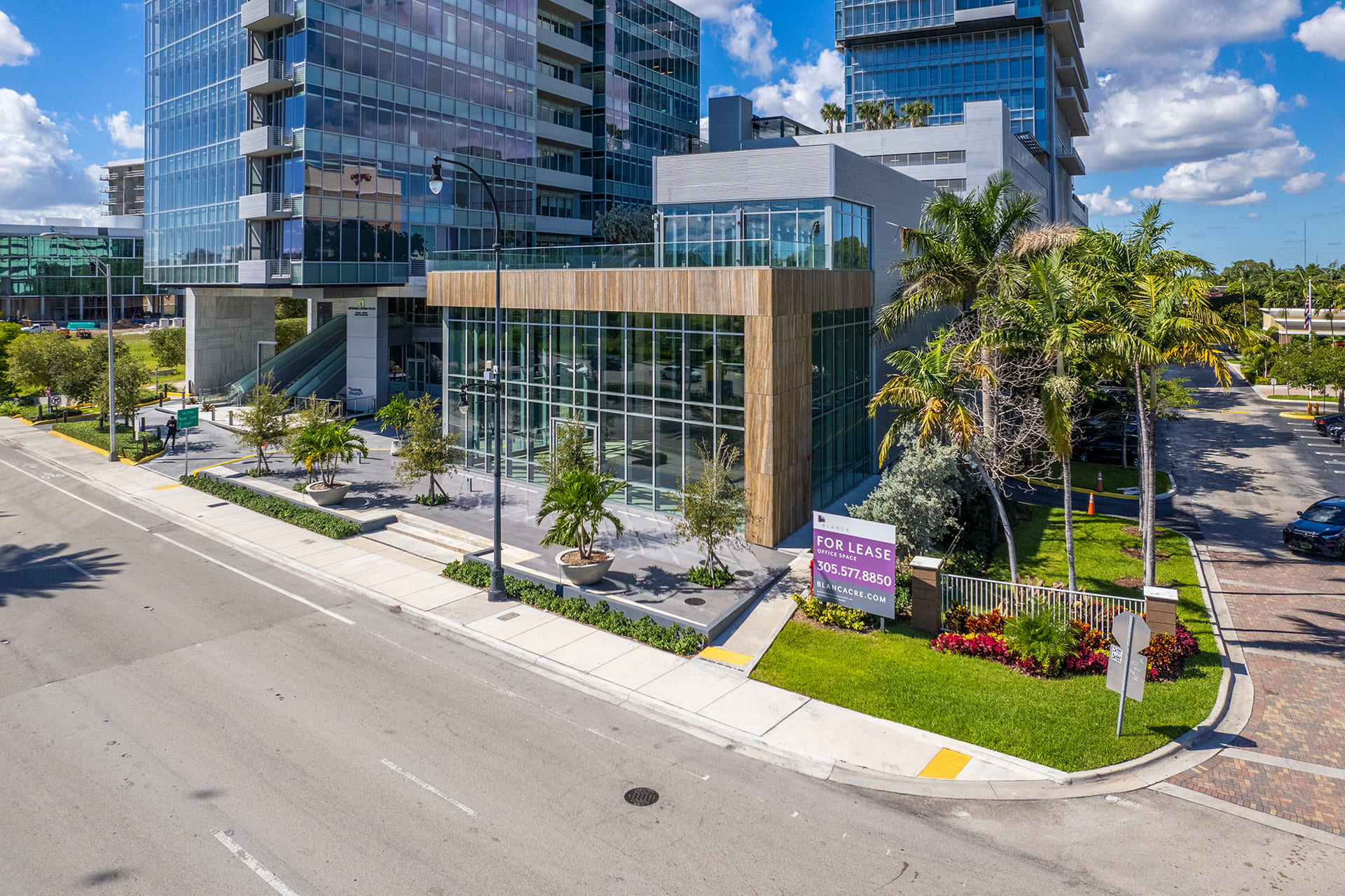 Optima retail building