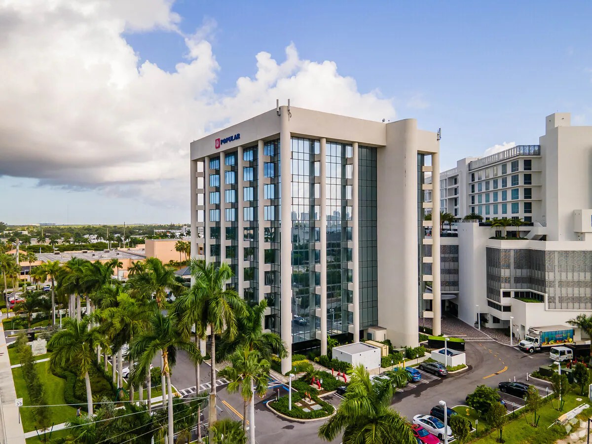 Turnberry Plaza